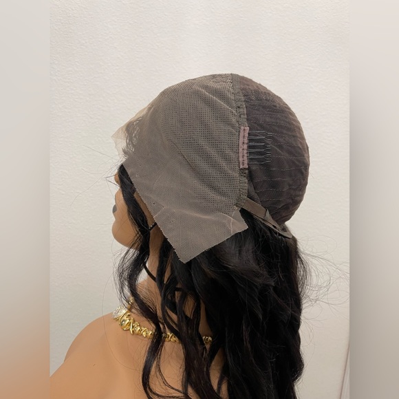 24” Transparent Lace 13x4 Full Frontal, Virgin Human Hair Wig - Picture 6 of 9